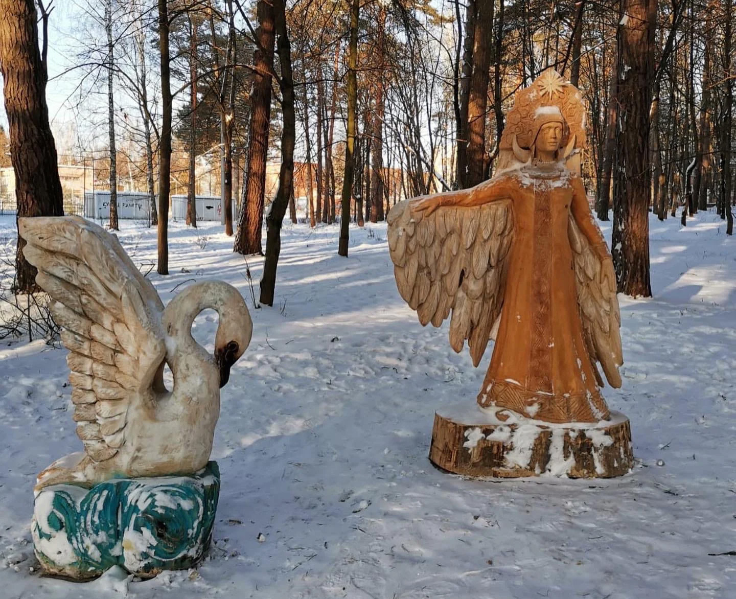 &laquo;Царевна-лебедь с лебедушкой&raquo;.