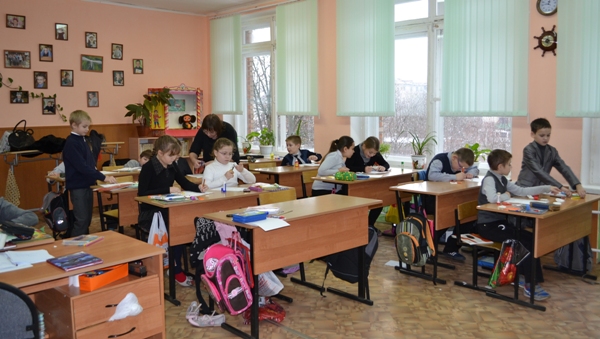 в детской библиотеке