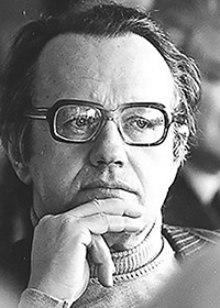 Алесь Адамович